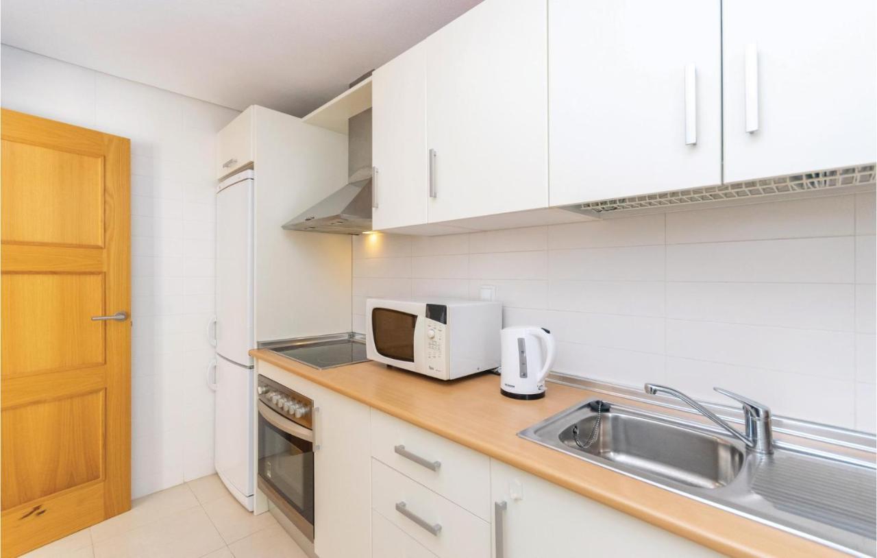2 Bedroom Amazing Apartment In Roldn Los Tomases 외부 사진